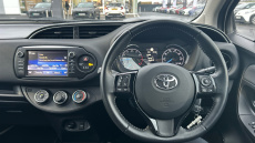 Toyota Yaris 1.5 VVT-i Design 5dr Petrol Hatchback